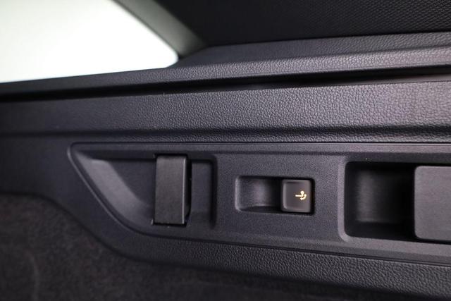 Skoda Superb Combi 1.5 TSI iV 150 kW Sportline DSG Sportline, AHK, Matrix, Side, el. Klappe, Navi 