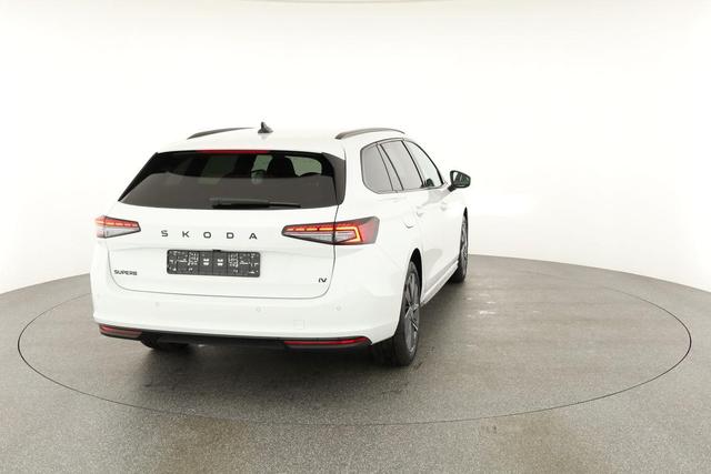 Skoda Superb Combi 1.5 TSI iV 150 kW Sportline DSG Sportline, AHK, Matrix, Side, el. Klappe, Navi 