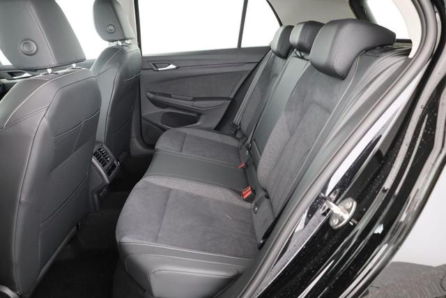 Volkswagen Golf 1.5 TSI eHybrid 150 kW VIII Style, AHK, Navi, Kamera, Side, LED-Plus 