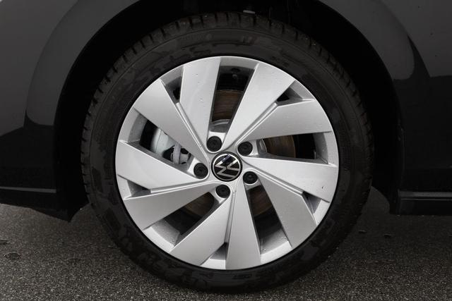 Volkswagen Golf 1.5 TSI eHybrid 150 kW VIII Style, AHK, Navi, Kamera, Side, LED-Plus 