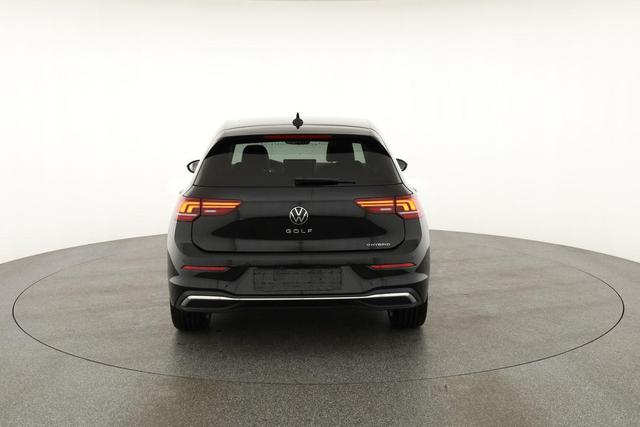 Volkswagen Golf 1.5 TSI eHybrid 150 kW VIII Style, AHK, Navi, Kamera, Side, LED-Plus 