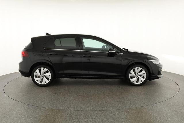 Volkswagen Golf 1.5 TSI eHybrid 150 kW VIII Style, AHK, Navi, Kamera, Side, LED-Plus 