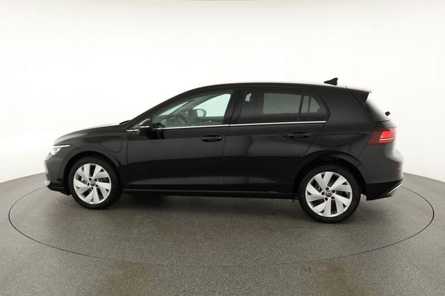 Volkswagen Golf 1.5 TSI eHybrid 150 kW VIII Style, AHK, Navi, Kamera, Side, LED-Plus 