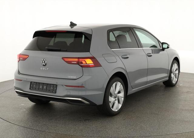Volkswagen Golf 1.5 TSI eHybrid 150 kW VIII Style, AHK, Navi, Kamera, Side, LED-Plus 