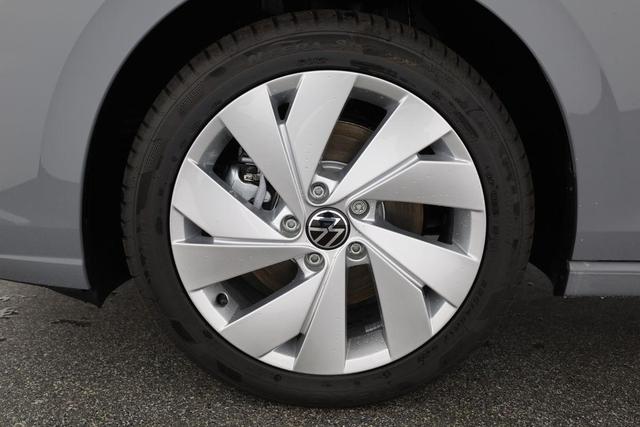 Volkswagen Golf 1.5 TSI eHybrid 150 kW VIII Style, AHK, Navi, Kamera, Side, LED-Plus 