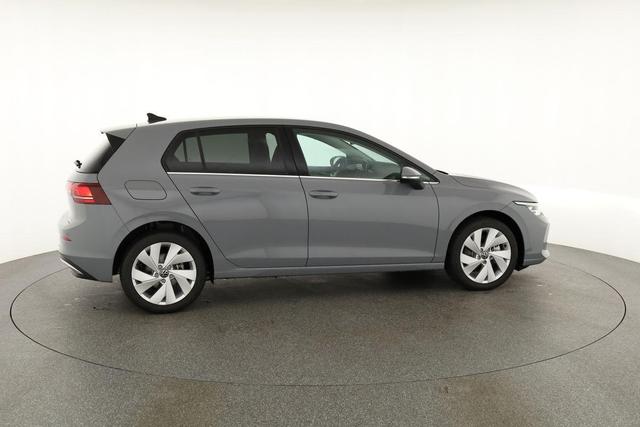 Volkswagen Golf 1.5 TSI eHybrid 150 kW VIII Style, AHK, Navi, Kamera, Side, LED-Plus 
