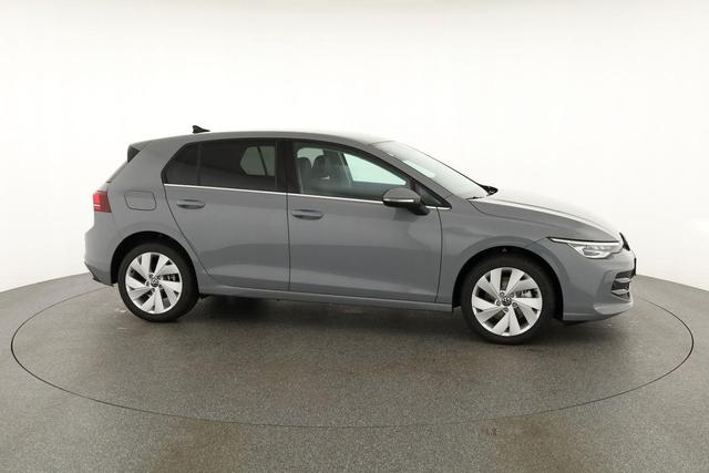 Volkswagen Golf 1.5 TSI eHybrid 150 kW VIII Style, AHK, Navi, Kamera, Side, LED-Plus 