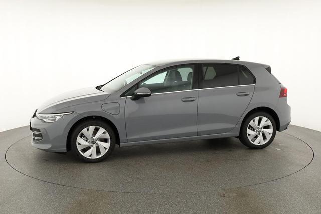 Volkswagen Golf 1.5 TSI eHybrid 150 kW VIII Style, AHK, Navi, Kamera, Side, LED-Plus 