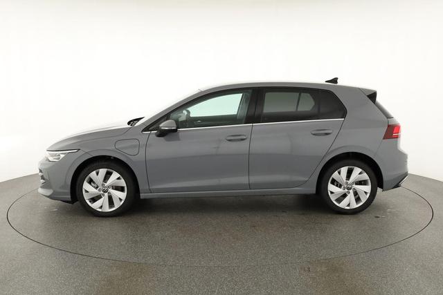 Volkswagen Golf 1.5 TSI eHybrid 150 kW VIII Style, AHK, Navi, Kamera, Side, LED-Plus 