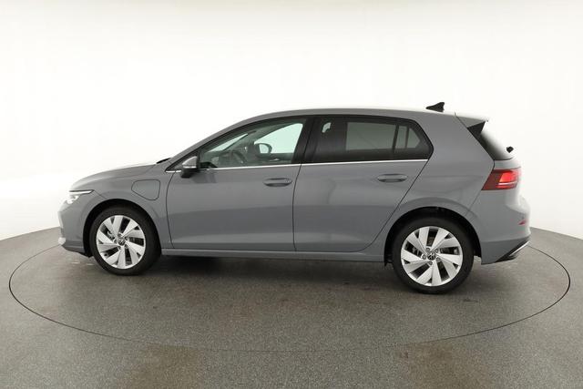 Volkswagen Golf 1.5 TSI eHybrid 150 kW VIII Style, AHK, Navi, Kamera, Side, LED-Plus 