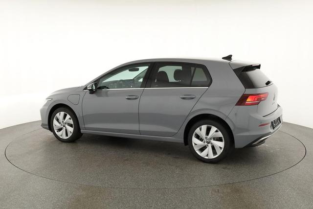 Volkswagen Golf 1.5 TSI eHybrid 150 kW VIII Style, AHK, Navi, Kamera, Side, LED-Plus 