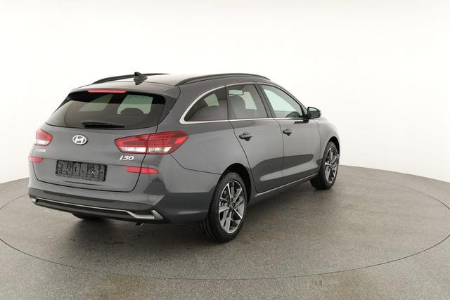 Hyundai i30 Kombi 1.0 T-GDI DCT Family, Navi, ACC, Side, Winter, 17-Zoll, Klimaautomatik 