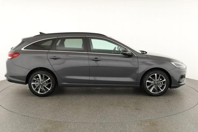 Hyundai i30 Kombi 1.0 T-GDI DCT Family, Navi, ACC, Side, Winter, 17-Zoll, Klimaautomatik 