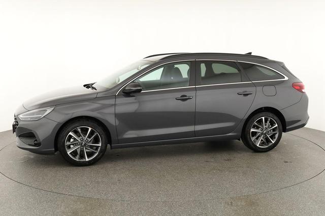 Hyundai i30 Kombi 1.0 T-GDI DCT Family, Navi, ACC, Side, Winter, 17-Zoll, Klimaautomatik 