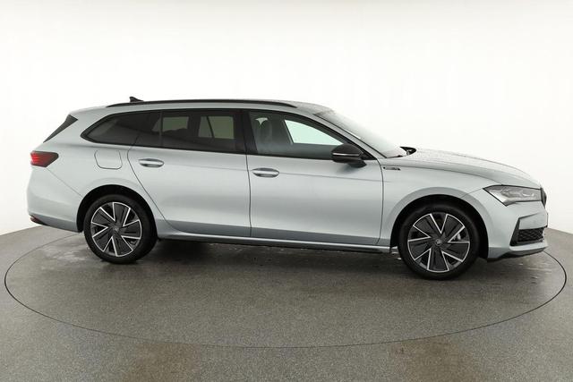 Skoda Superb Combi 1.5 TSI iV 150 kW Sportline DSG Sportline, AHK, Matrix, Side, el. Klappe, Navi 