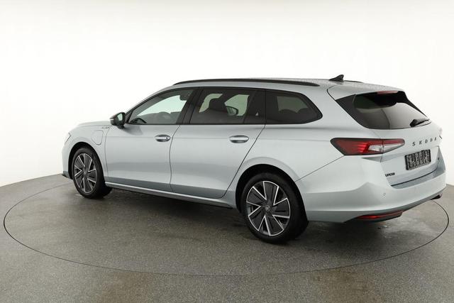 Skoda Superb Combi 1.5 TSI iV 150 kW Sportline DSG Sportline, AHK, Matrix, Side, el. Klappe, Navi 