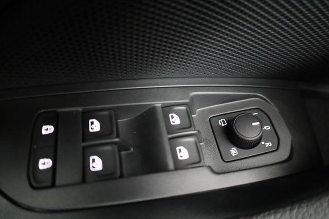 Skoda Kodiaq 1.5 TSI mHEV 110kW Selection DSG Selection, AHK, AreaView, el. Klappe, Navi 