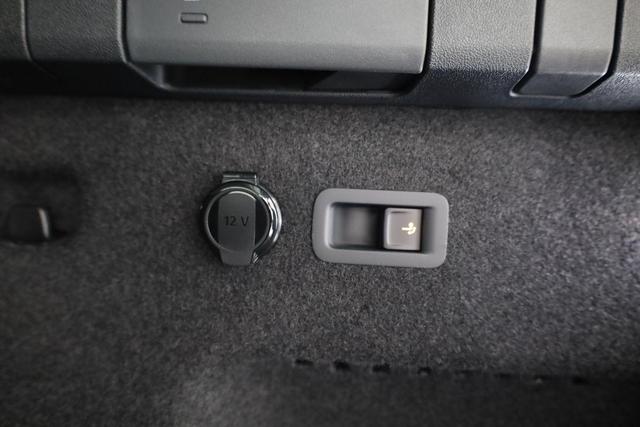 Skoda Kodiaq 1.5 TSI mHEV 110kW Selection DSG Selection, AHK, AreaView, el. Klappe, Navi 
