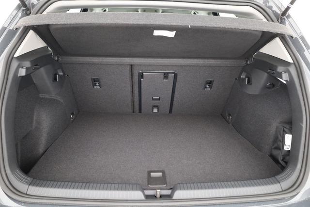 Volkswagen Golf 1.5 TSI eHybrid 150 kW Edition 50 VIII Style, Navi, Kamera, Side, LED-Plus 