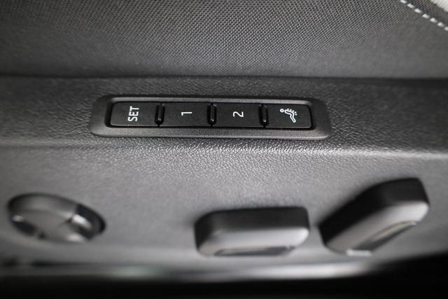 Skoda Enyaq 85 x Sportline 85x Sportline, Pano, AHK, 20-Zoll, Navi, Matrix, sofort 