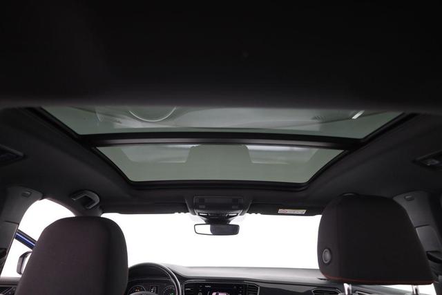 Volkswagen T-Roc Sport 4Motion 2.0 TSI LED ,Pano ,Navi ,ACC 