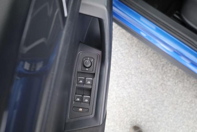 Volkswagen T-Roc Sport 4Motion 2.0 TSI LED ,Pano ,Navi ,ACC 