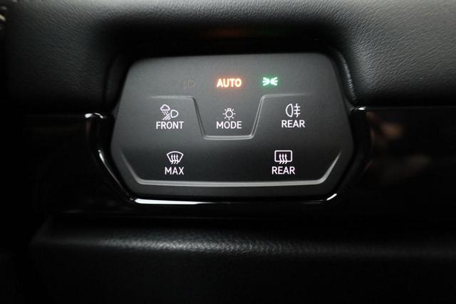 Volkswagen ID.7 Kombi Pro 210 kW Tourer Pro, AHK, 20-Zoll, HuD, IQ.Light, AreaView, easyOpen, NaviPro Max 