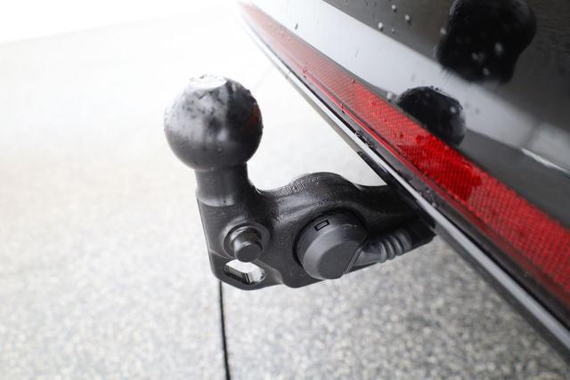 Volkswagen ID.7 Kombi Pro 210 kW Tourer Pro, AHK, 20-Zoll, HuD, IQ.Light, AreaView, easyOpen, NaviPro Max 