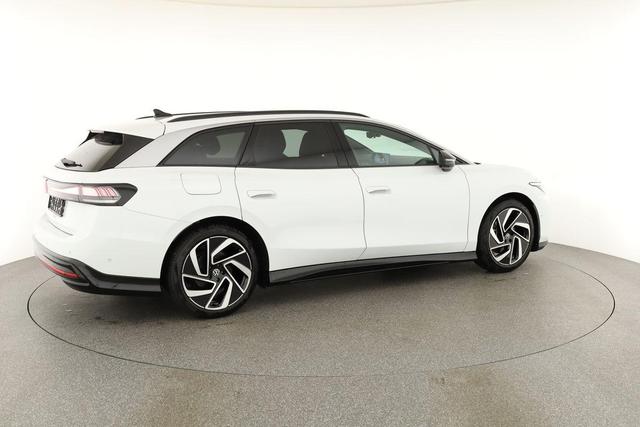 Volkswagen ID.7 Kombi Pro 210 kW Tourer Pro, AHK, 20-Zoll, HuD, IQ.Light, AreaView, easyOpen, NaviPro Max 
