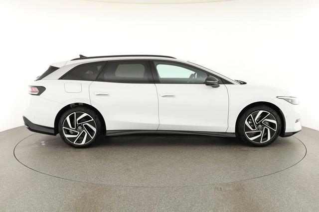Volkswagen ID.7 Kombi Pro 210 kW Tourer Pro, AHK, 20-Zoll, HuD, IQ.Light, AreaView, easyOpen, NaviPro Max 