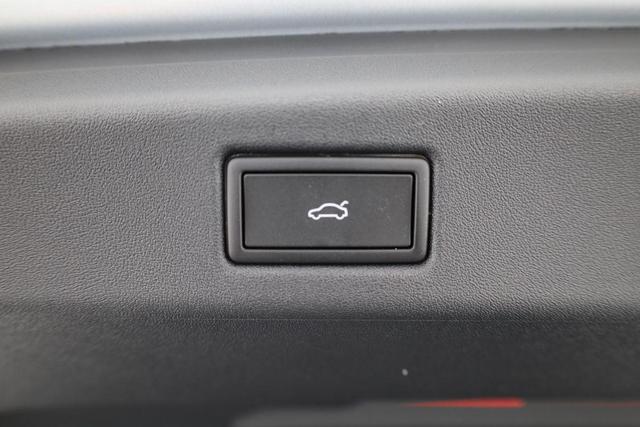 Volkswagen ID.7 Kombi Pro 210 kW Tourer Pro, 20-Zoll, Wärmepumpe, HuD, IQ.Light, AreaView, easyOpen, NaviPro Max 