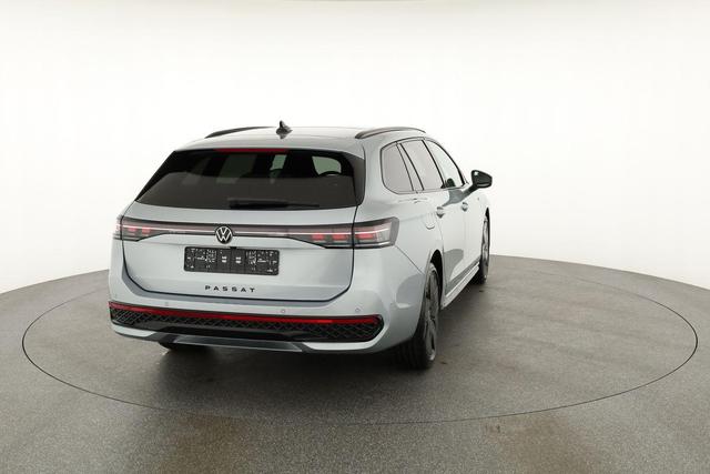 Volkswagen Passat Variant 1.5 TSI eHybrid 200 kW R-Line Black, Pano, AHK, AreaView, 19-Zoll 
