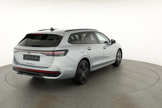 Volkswagen Passat Variant 1.5 TSI eHybrid 200 kW R-Line Black, Pano, AHK, AreaView, 19-Zoll 