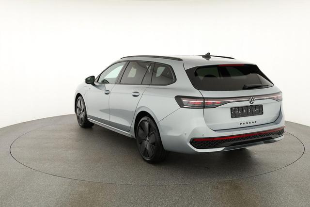 Volkswagen Passat Variant 1.5 TSI eHybrid 200 kW R-Line Black, Pano, AHK, AreaView, 19-Zoll 