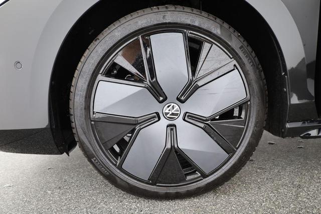 Volkswagen Passat Variant 1.5 TSI eHybrid 200 kW R-Line Black, Pano, AHK, AreaView, 19-Zoll 