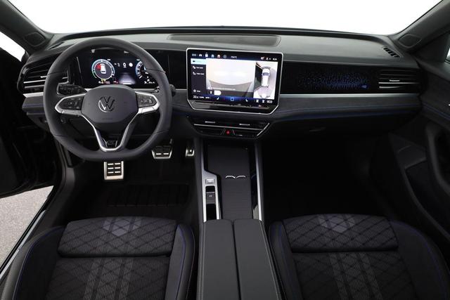 Volkswagen Passat Variant 1.5 TSI eHybrid 200 kW R-Line Black, Pano, AHK, AreaView, 19-Zoll 