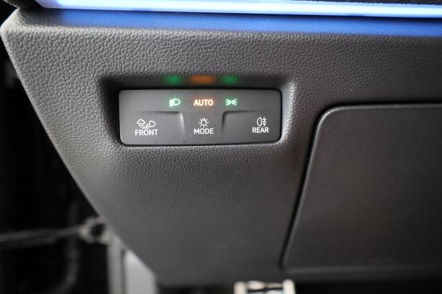 Volkswagen Passat Variant 1.5 TSI eHybrid 200 kW R-Line Black, Pano, AHK, AreaView, 19-Zoll 