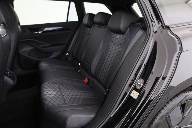 Volkswagen Passat Variant 1.5 TSI eHybrid 200 kW R-Line Black, Pano, AHK, AreaView, 19-Zoll 
