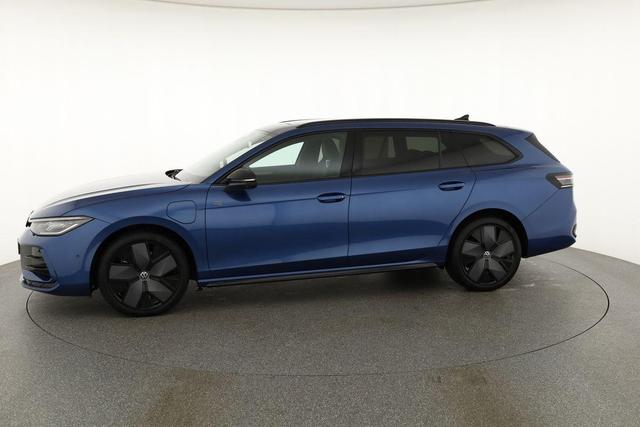 Volkswagen Passat Variant 1.5 TSI eHybrid 200 kW R-Line Black, Pano, AHK, AreaView, 19-Zoll 