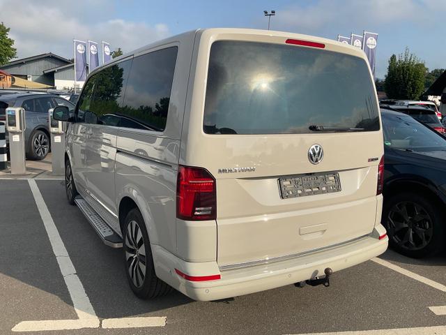 Volkswagen Multivan 6.1 - Highline 4MOTION T6.1 TDI DSG 4M Highline, AHK, Standheizung, Assistenz