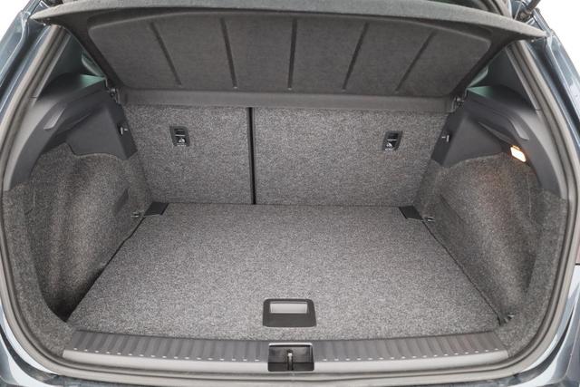 Seat Arona FR 1.5 TSI ACT FR, LED, Kamera, Parklenk, ACC, Winter 