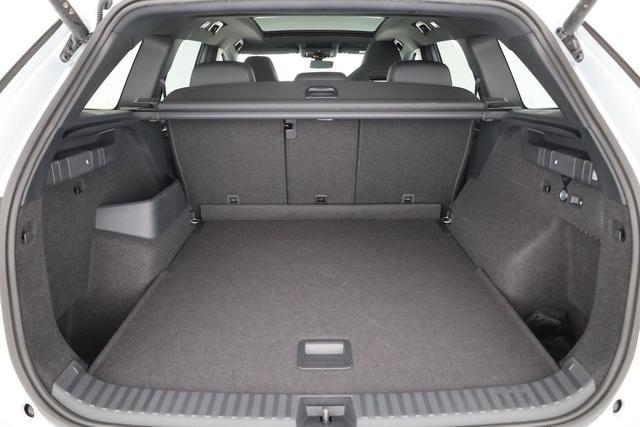 Skoda Kodiaq 2.0 TDI 142kW 4x4 Sportline DSG Sportline, Pano, 20-Zoll, AHK, Navi, Matrix 