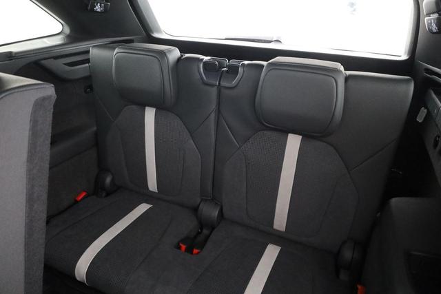 Skoda Kodiaq 2.0 TDI 142kW 4x4 Sportline DSG Sportline, 7-Sitzer, Pano, 20-Zoll, AHK, Navi, Matrix 