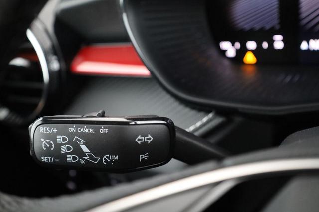 Skoda Fabia Monte Carlo 1.5 TSI DSG Carlo, Kamera, 17-Zoll, SmartLink, Ladeboden 
