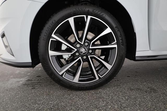 Skoda Fabia Monte Carlo 1.5 TSI DSG Carlo, Kamera, 17-Zoll, SmartLink, Ladeboden 
