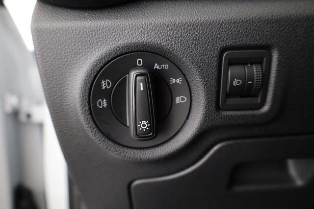 Skoda Fabia Monte Carlo 1.5 TSI DSG Carlo, Kamera, 17-Zoll, SmartLink, Ladeboden 