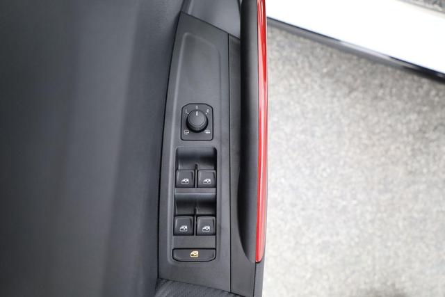 Skoda Fabia Monte Carlo 1.5 TSI DSG Carlo, Kamera, 17-Zoll, SmartLink, Ladeboden 