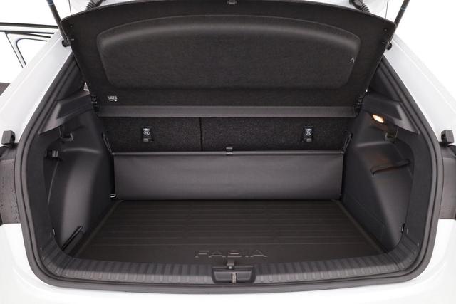 Skoda Fabia Monte Carlo 1.5 TSI DSG Carlo, Kamera, 17-Zoll, SmartLink, Ladeboden 