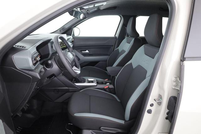 Dacia Duster TCe 130 Extreme 4x4 1.2 Extreme, Navi, Kamera, Sitzheizung, 18-Zoll 