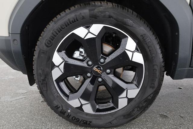Dacia Duster TCe 130 Extreme 4x4 1.2 Extreme, Navi, Kamera, Sitzheizung, 18-Zoll 